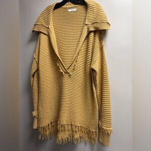 2/$29 on $29 Sweaters. LAVISH Tuscaloosa Mustard Yellow Sweater M (L-XL)